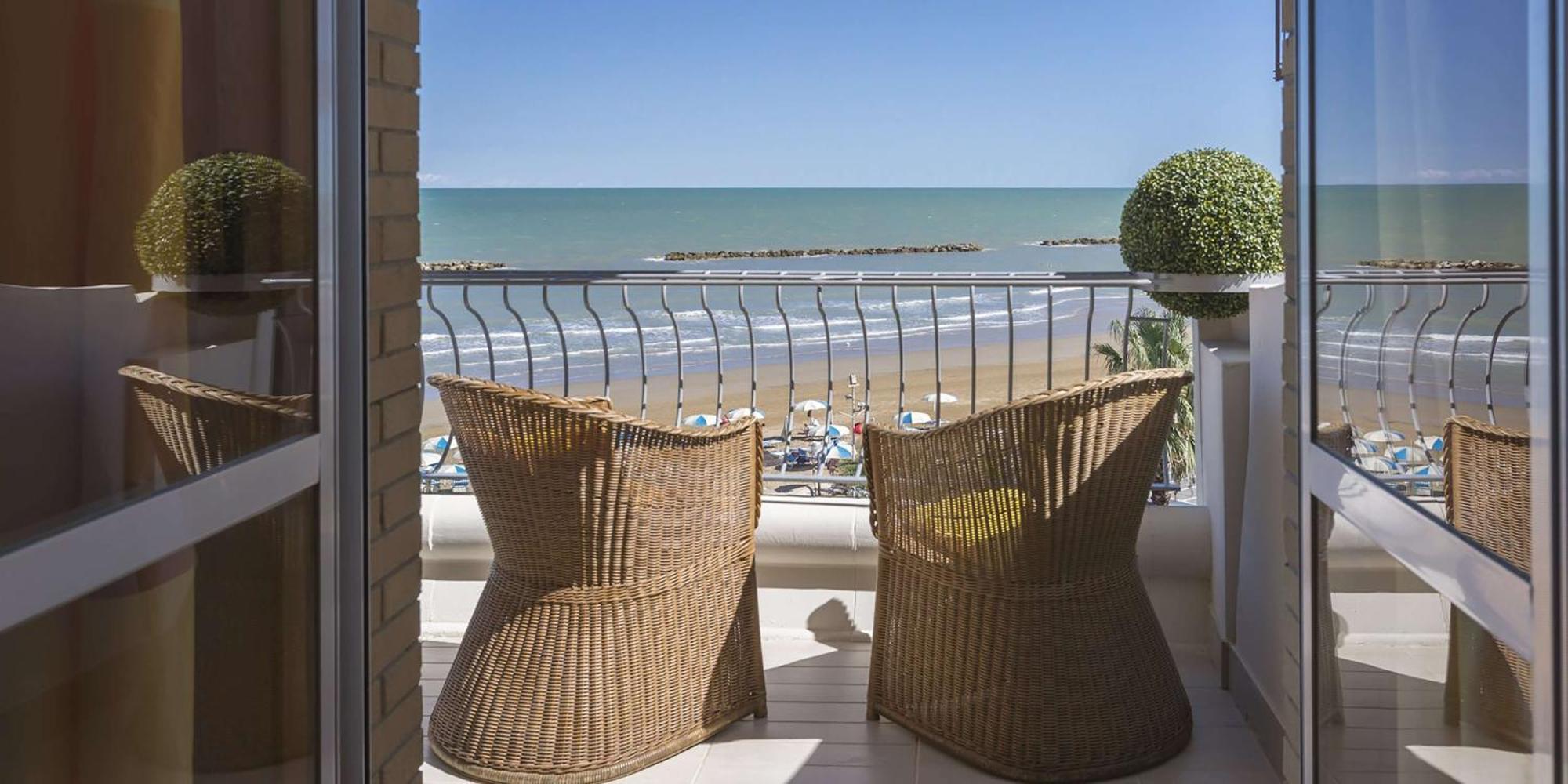 Hotel Bellevue, Sure Hotel Collection By Best Western Pesaro Exterior photo